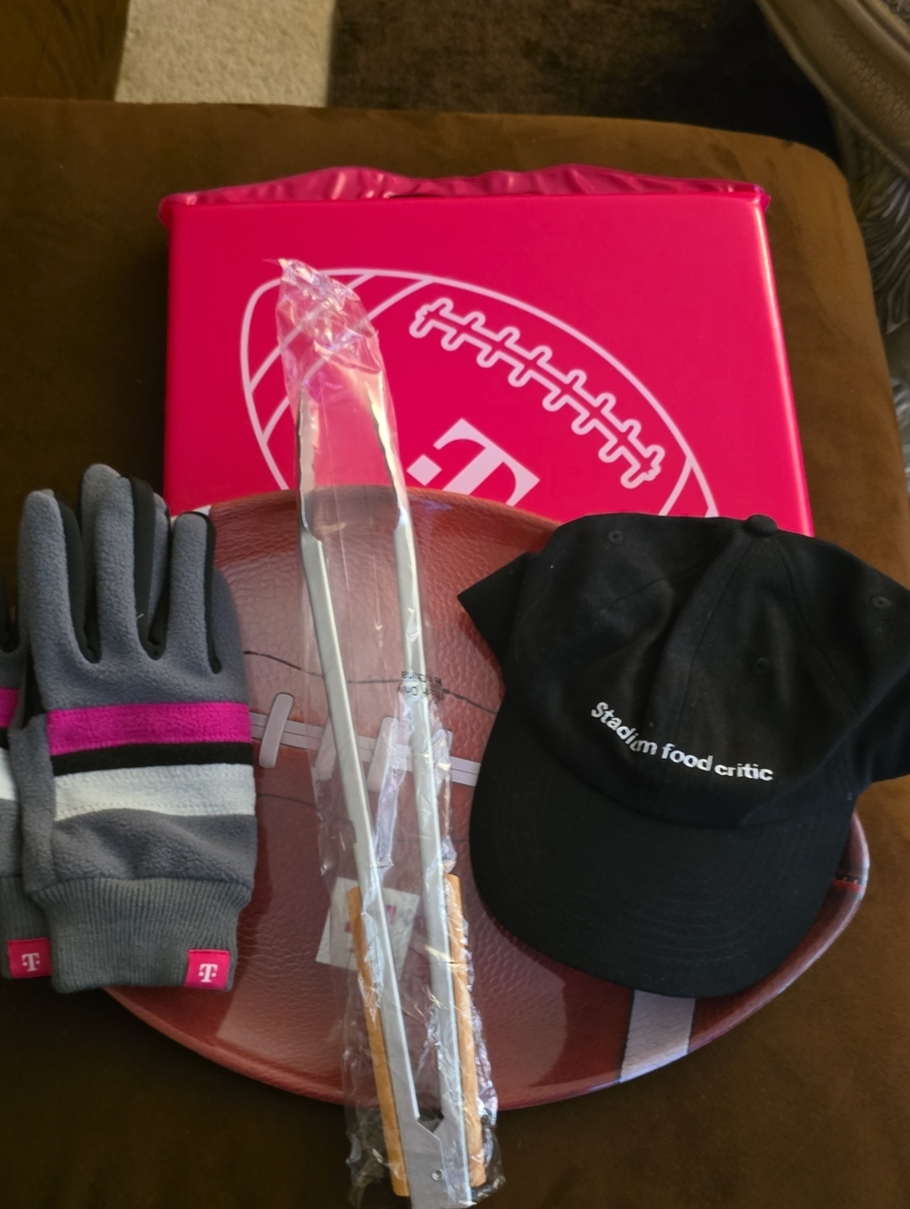 Pink Stadium Seat Cushion with Accessories